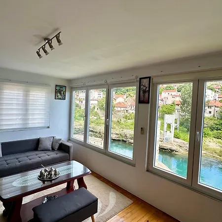 דירה View *